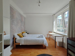 Stunning large double bed room